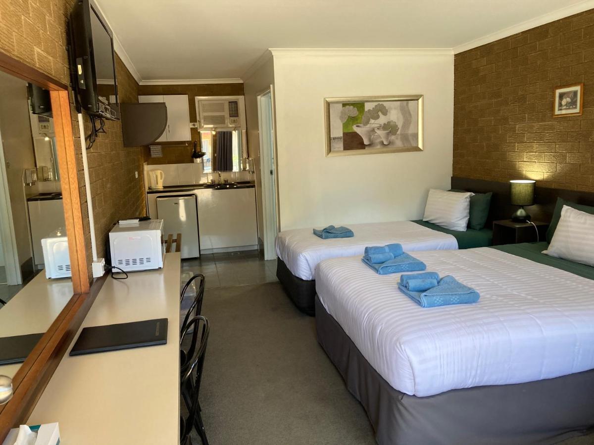 Camellia Motel Narrandera Eksteriør billede