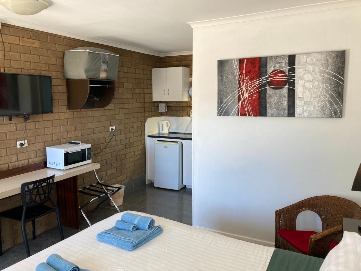 Camellia Motel Narrandera Eksteriør billede